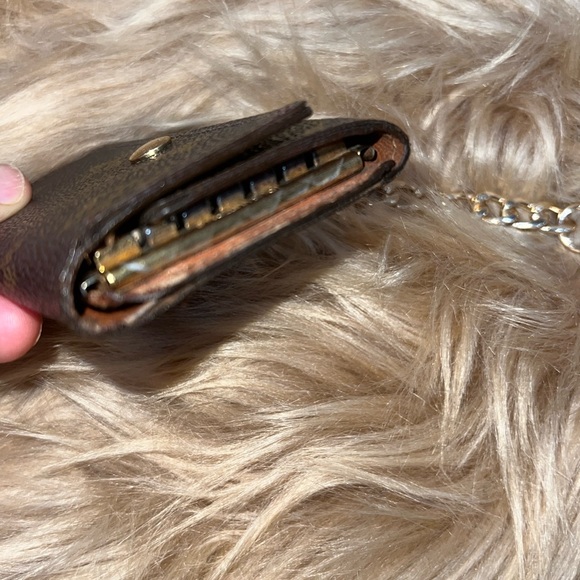 Authentic❤️Louis Vuitton Monogram Key Case - Picture 12 of 16